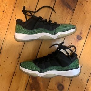 Jordan 11 Low Snakeskin Green